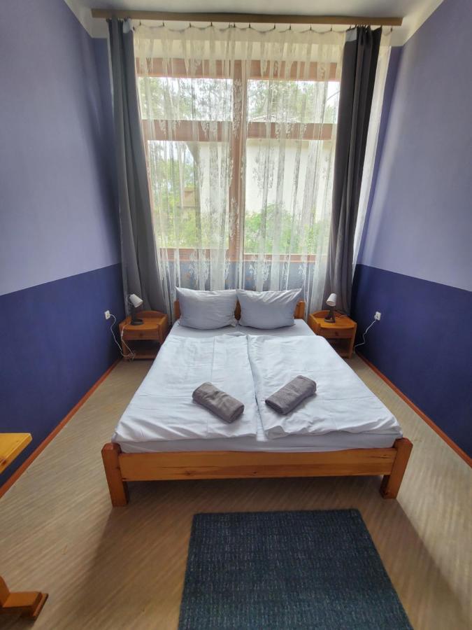 Liget Ueduelo Siofok Bed & Breakfast Exterior photo