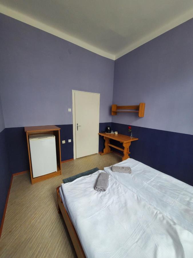 Liget Ueduelo Siofok Bed & Breakfast Exterior photo